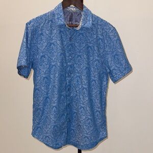 Robert Graham Men's Bayview Highland Blue Paisley S/S Shirt. Size M